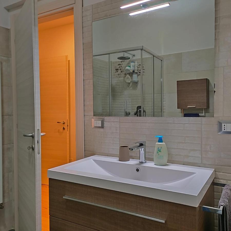 B&B Markone Bologna Center Bagian luar foto